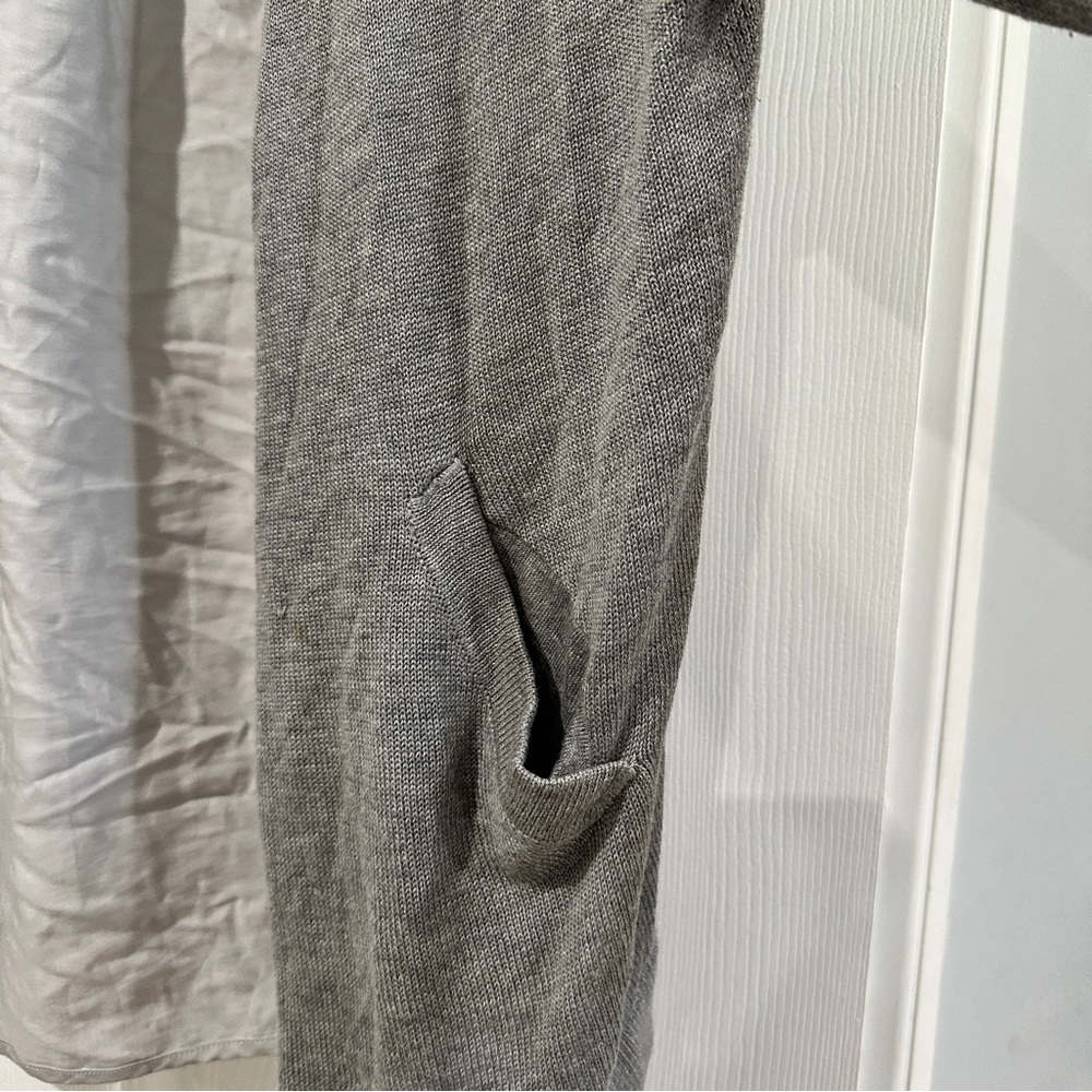 {preloved} Lululemon athletica Gray Women's Cardigan - Picture 10 of 16